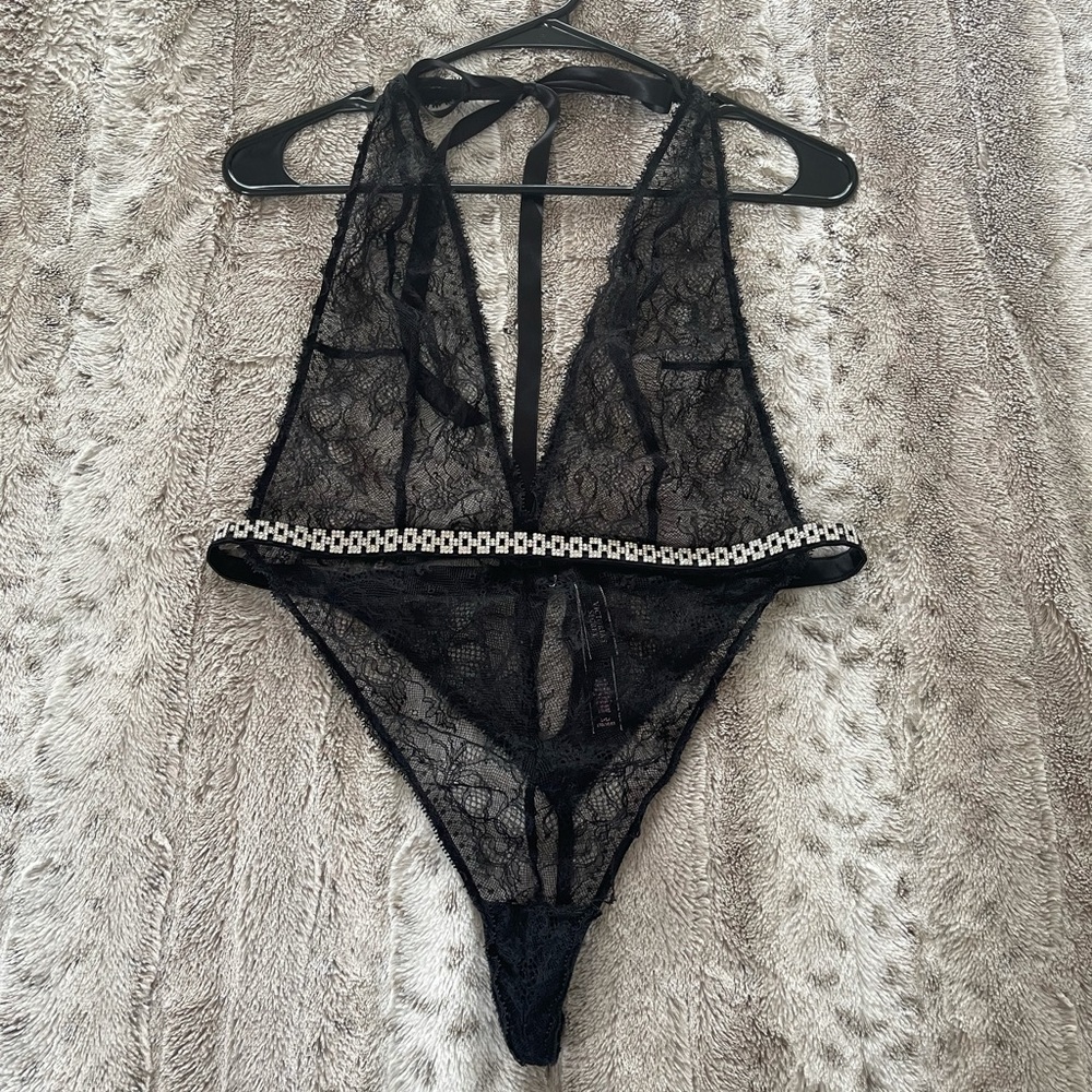 VS black lace teddy
